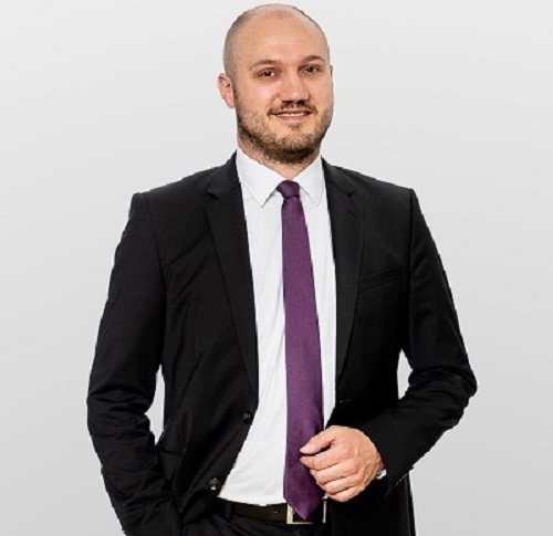 Dr. Sebastian Louven